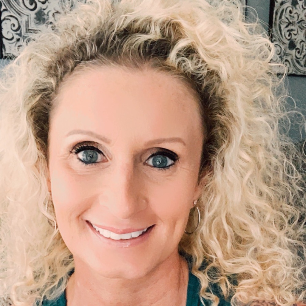 Meet your Posher, Shana